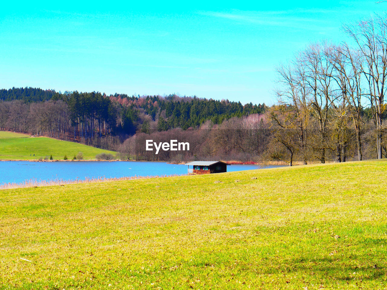 SCENIC VIEW OF LAND AGAINST SKY