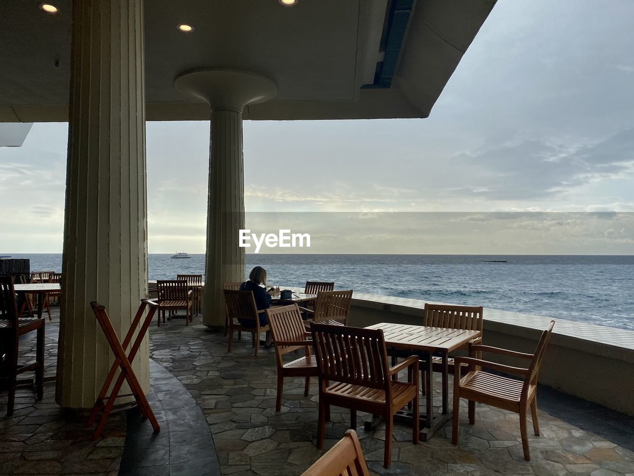 Empty bar/restaurant in beautiful hawaii due to covid-19.