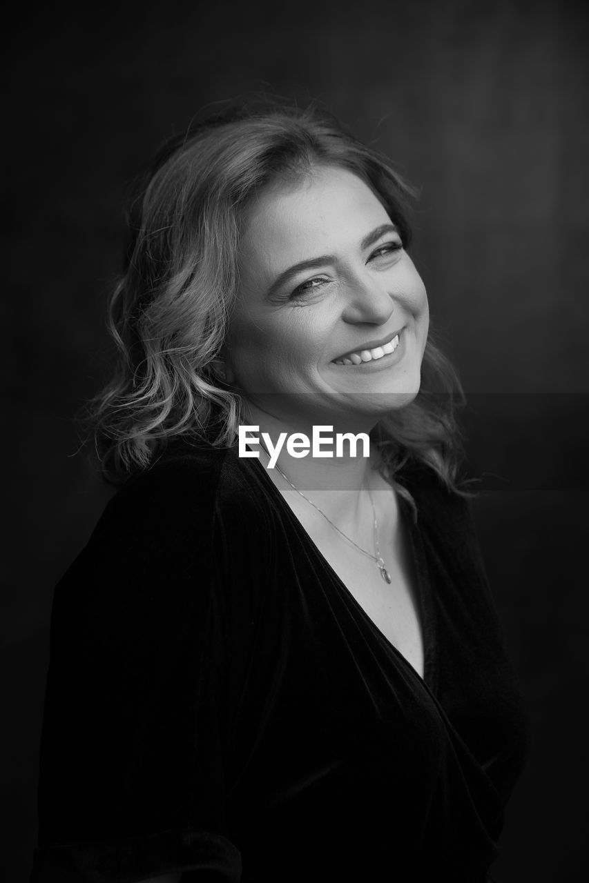 Portrait of a smiling young woman