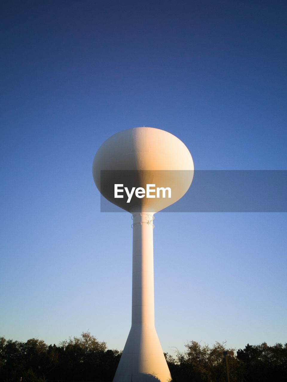 LOW ANGLE VIEW OF BLUE SKY AND SUNLIGHT