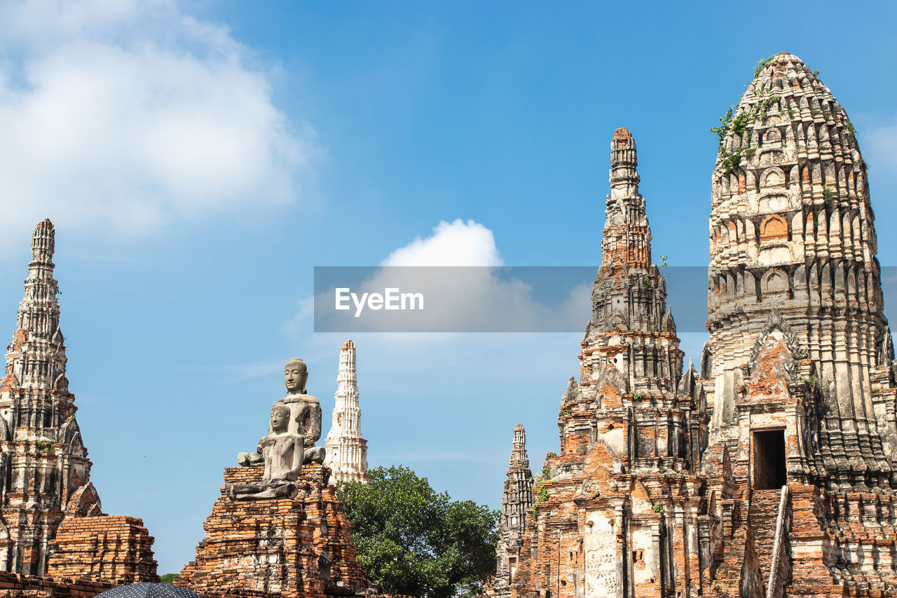 Wat chaiwatthanaram temple. it is one of ayutthaya most impressive temples.