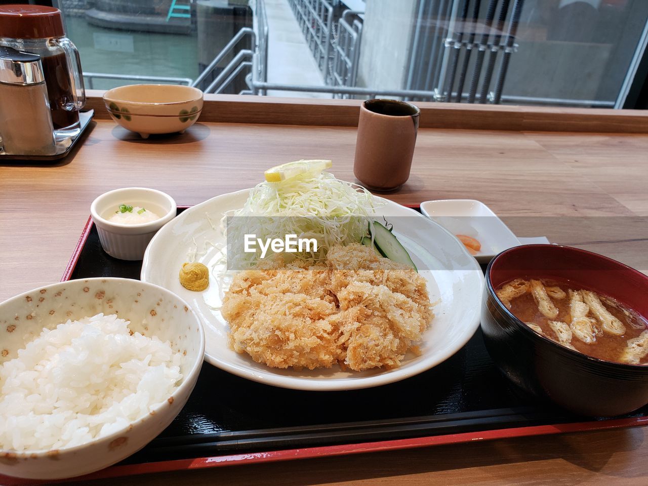 HIGH ANGLE VIEW OF FOOD SERVED ON TABLE