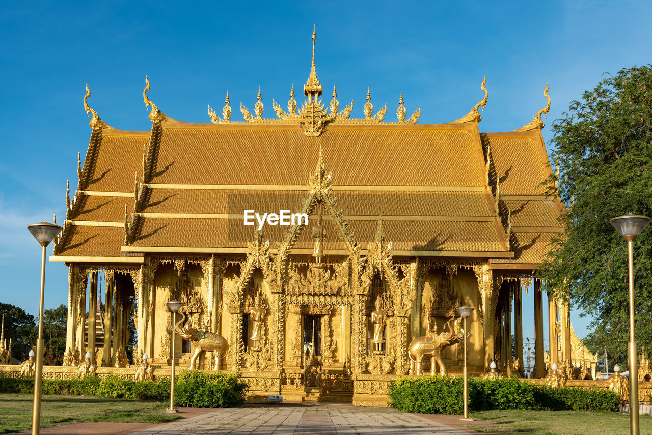 Exterior of temple building against sky