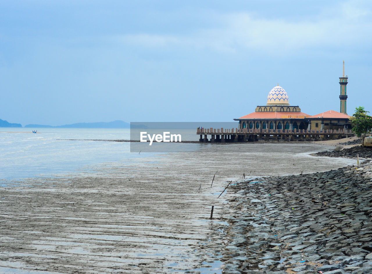 VIEW OF BUILDING ON BEACH