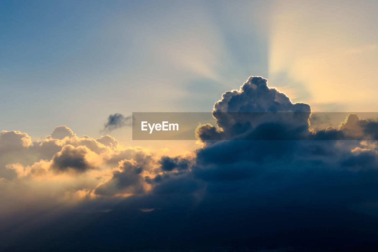 Low angle view of cloudy sky