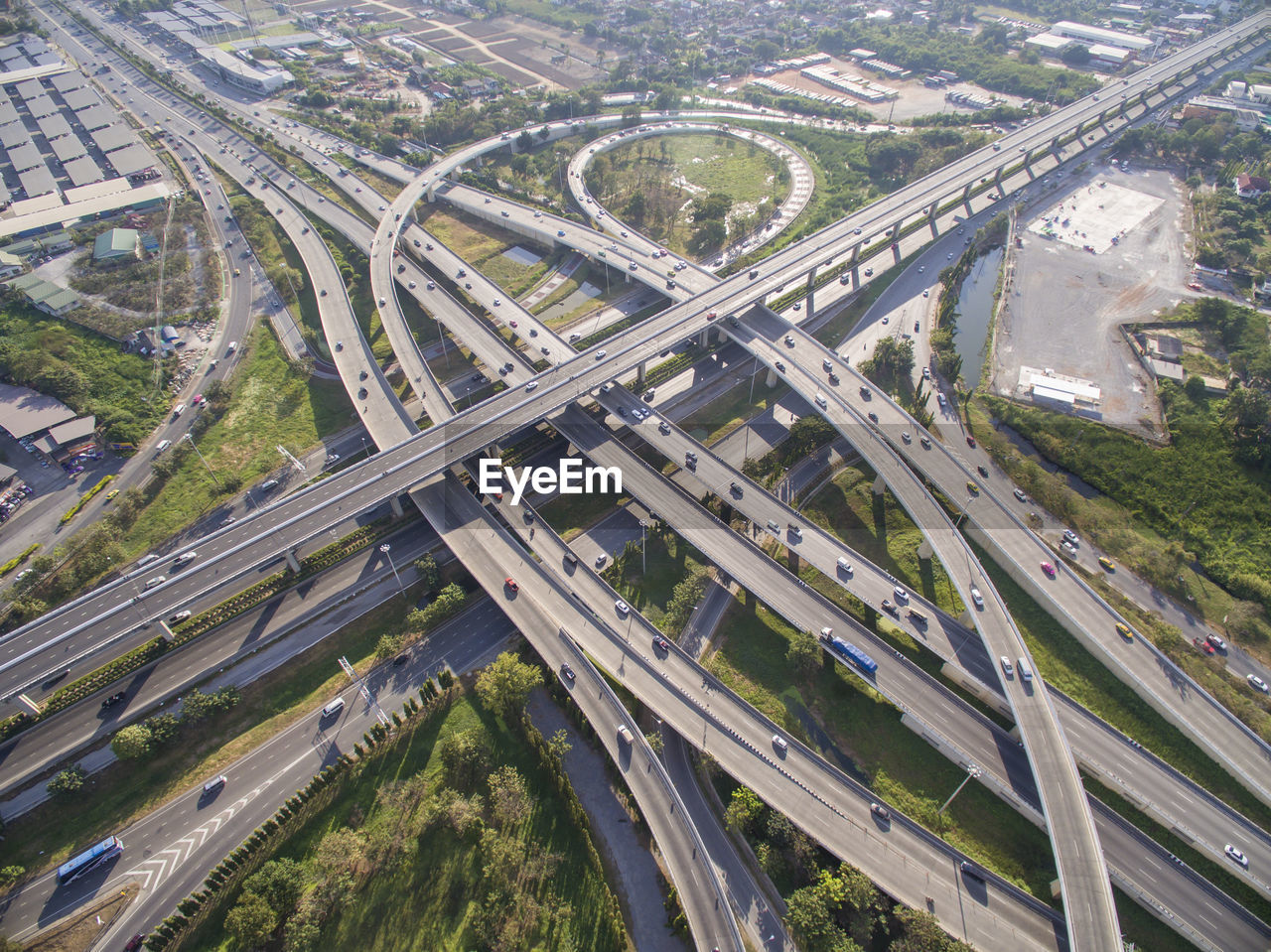 HIGH ANGLE VIEW OF ELEVATED ROAD