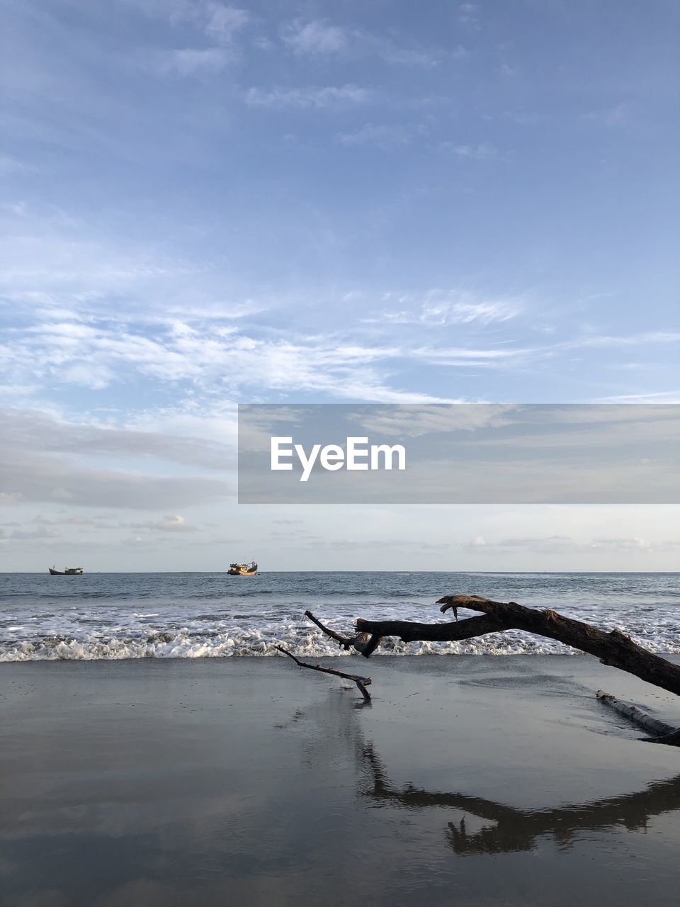 blue, winter, nature, cloud, water, sky, ice, snow, reflection, day, sports, sunlight, scenics - nature, freezing, wave, beauty in nature, sea, motion, outdoors, no people, environment, land, white, cold temperature, panoramic