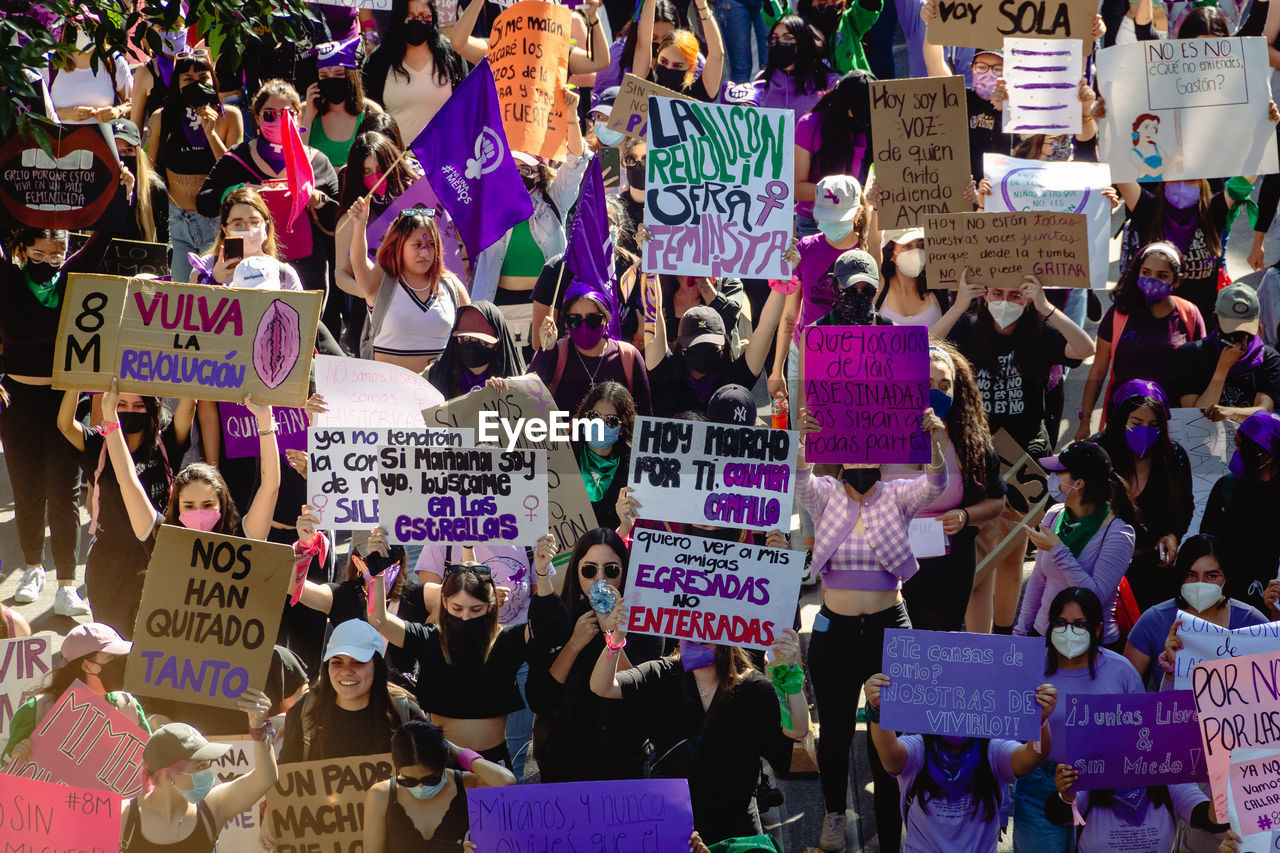 On the way to 8m, a feminist demonstration to commemorate international women's day