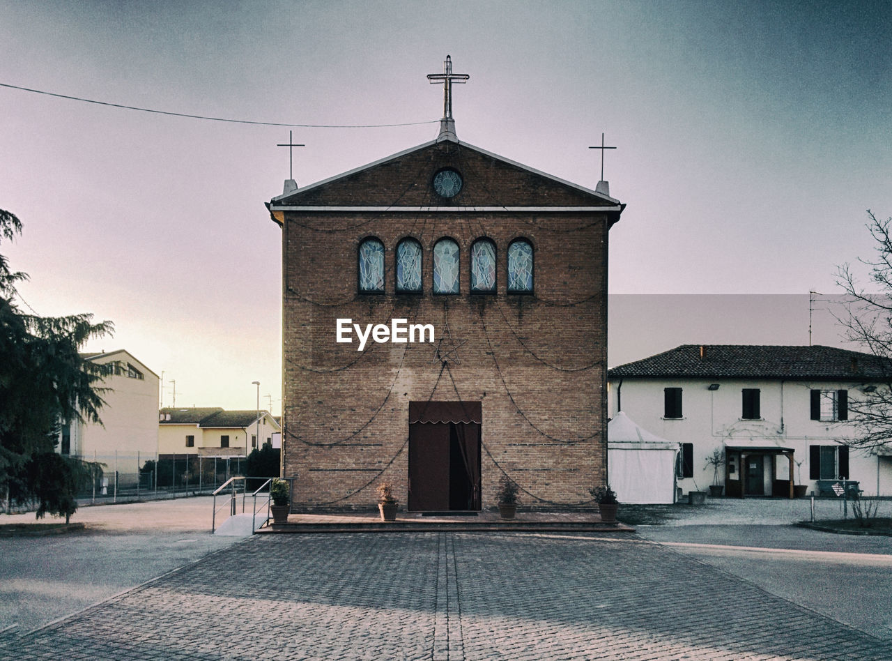 EXTERIOR OF CHURCH AGAINST SKY