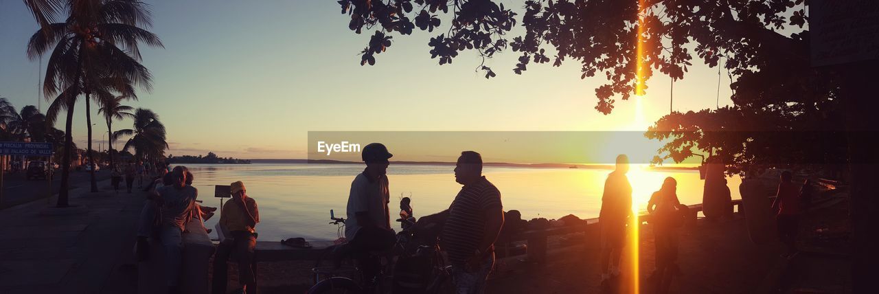 PANORAMIC VIEW OF SEA DURING SUNSET