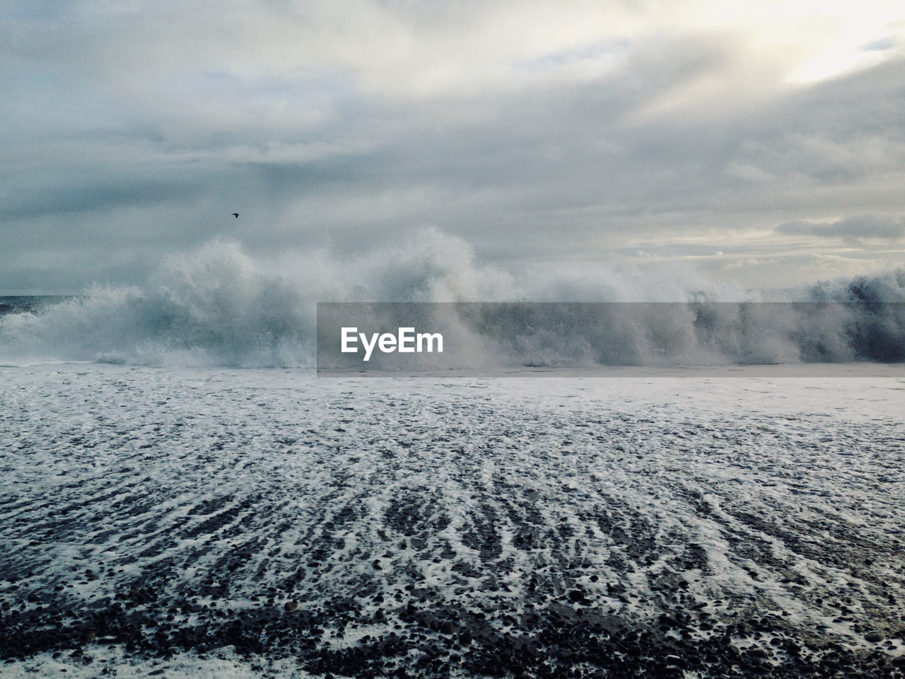 Waves hitting the beach 