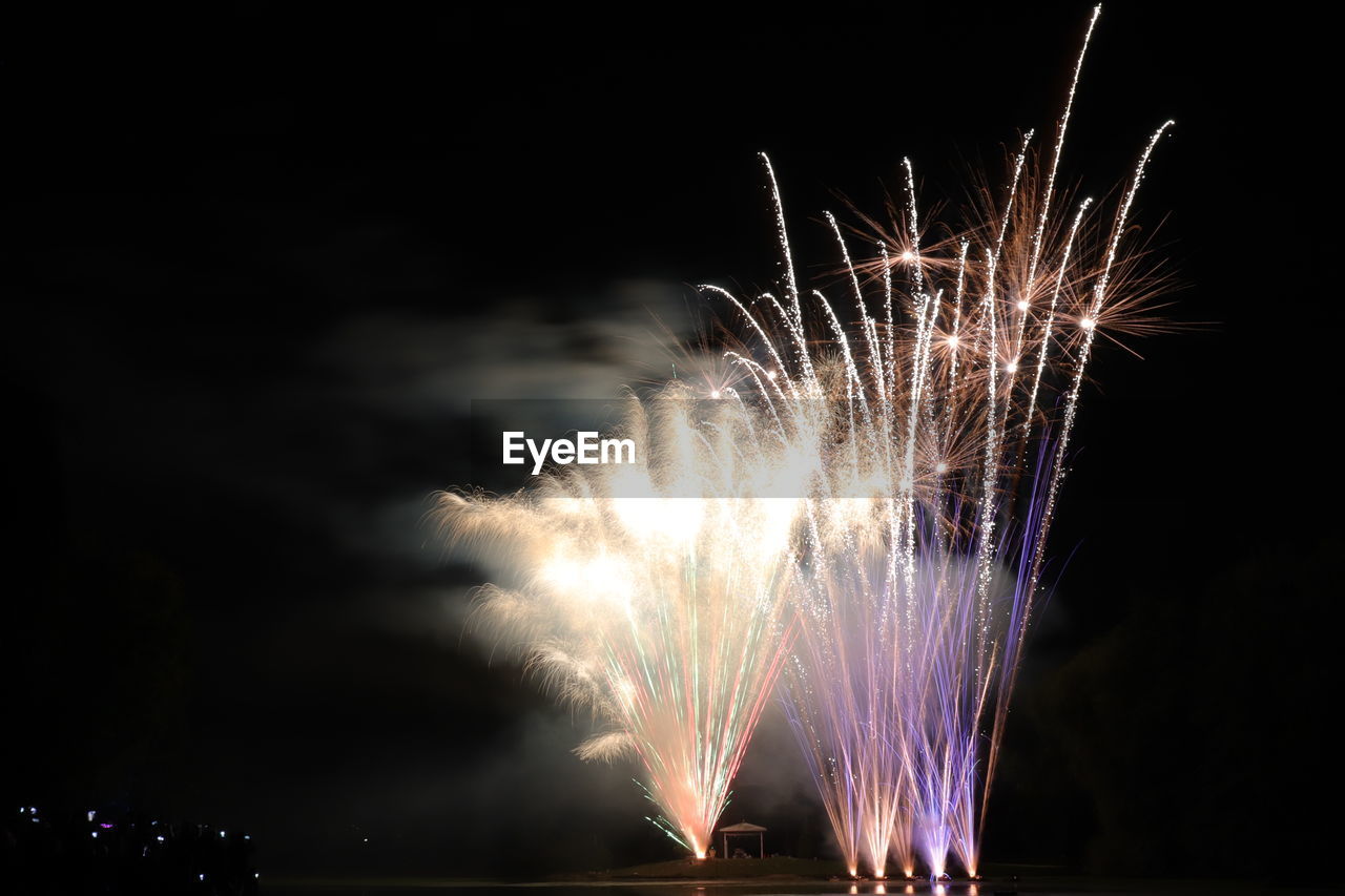 FIREWORKS IN SKY AT NIGHT