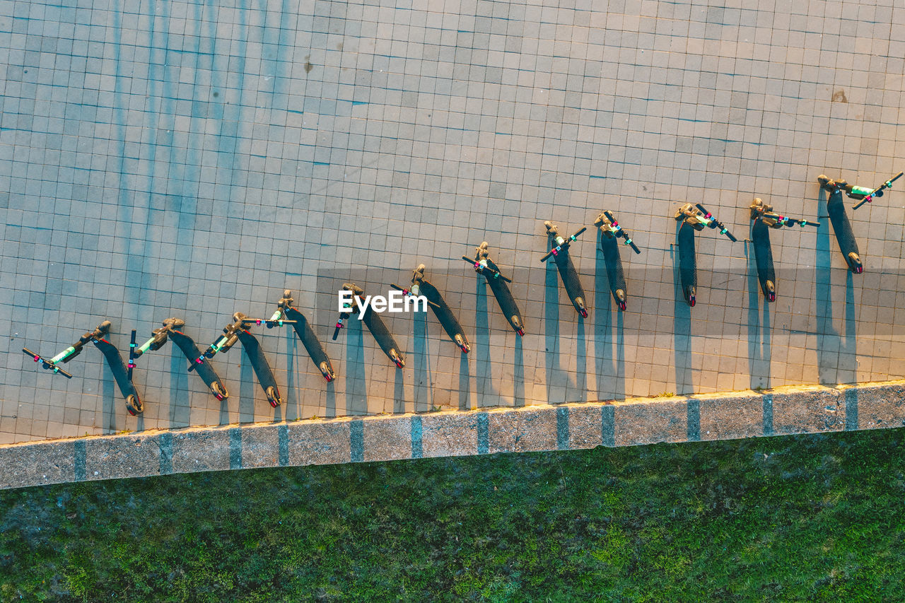 HIGH ANGLE VIEW OF WOODEN WALL