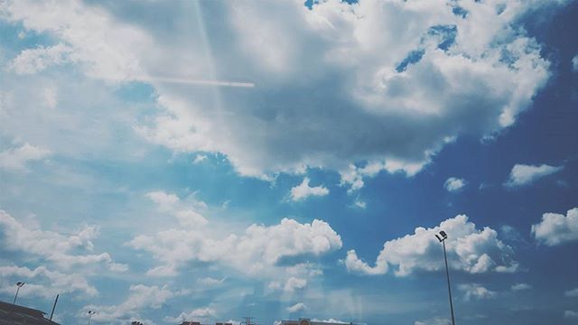 LOW ANGLE VIEW OF CLOUDY SKY OVER CLOUDS