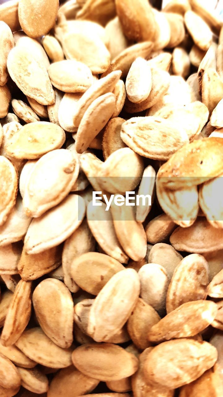 FULL FRAME SHOT OF ROASTED COFFEE