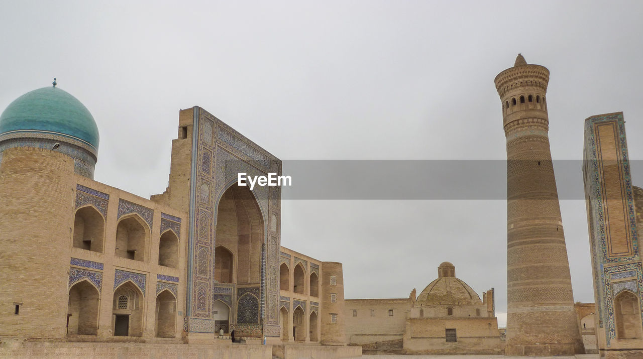 View of po-i-kalyan complex in bukhara, uzbekistan