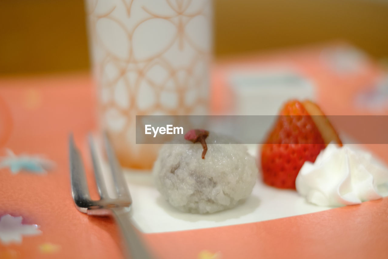 CLOSE-UP OF DESSERT SERVED IN PLATE