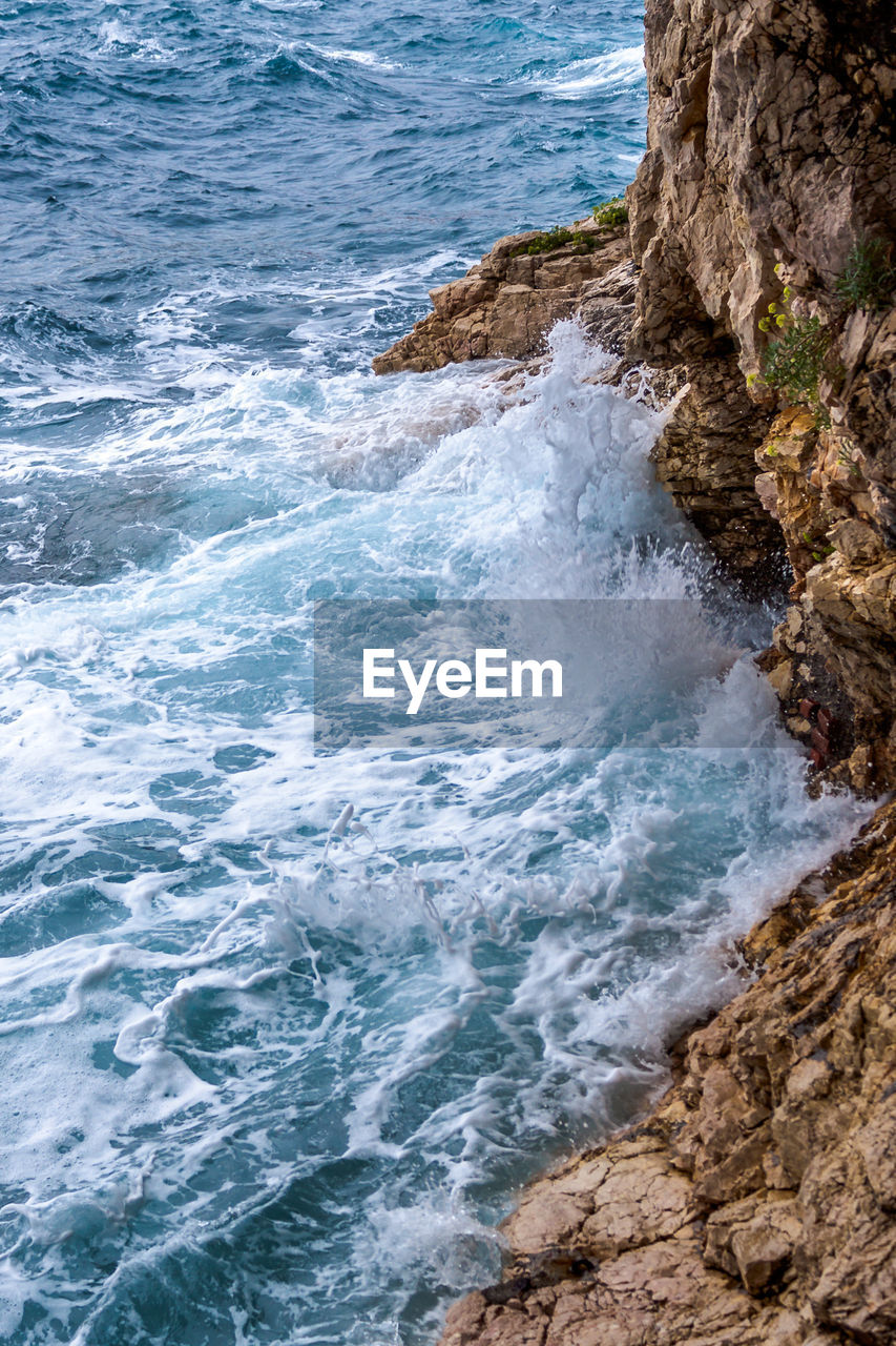VIEW OF SEA
