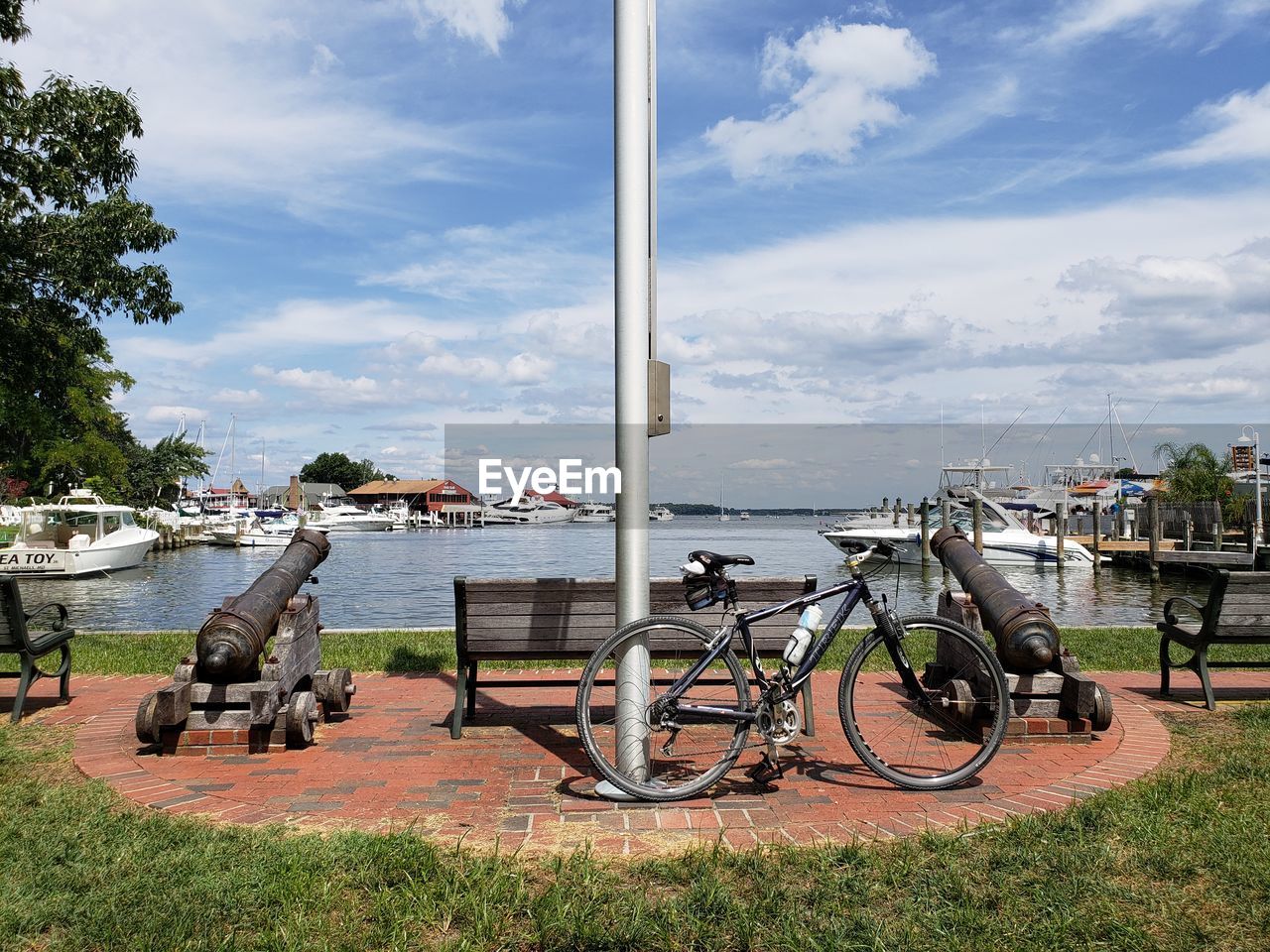 BICYCLE ON RIVERBANK