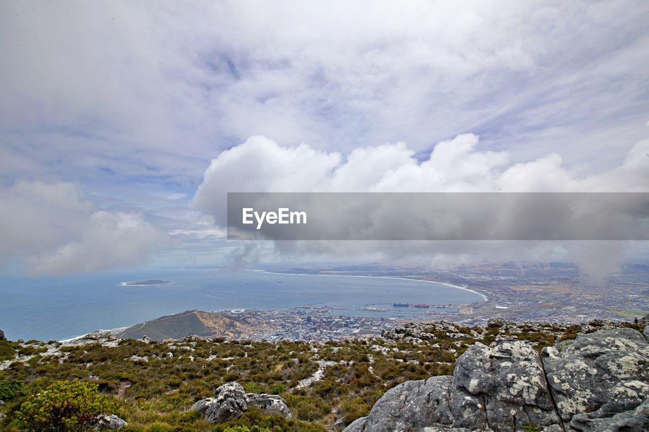 View from table mountain on cape town bay