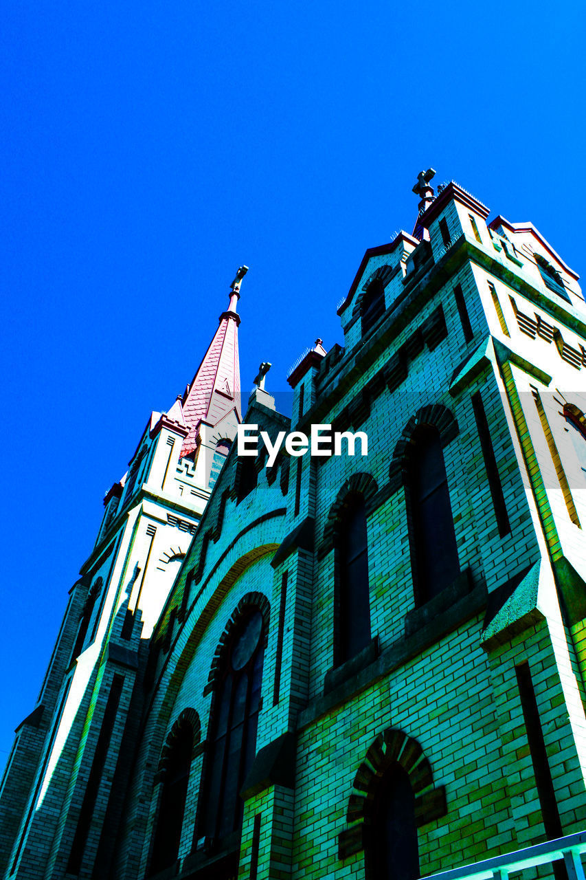 LOW ANGLE VIEW OF CHURCH AGAINST SKY