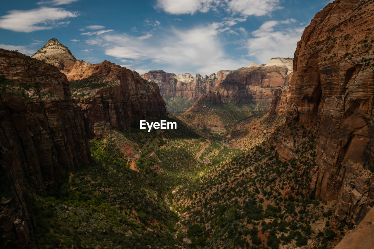 Zion national park overlook 