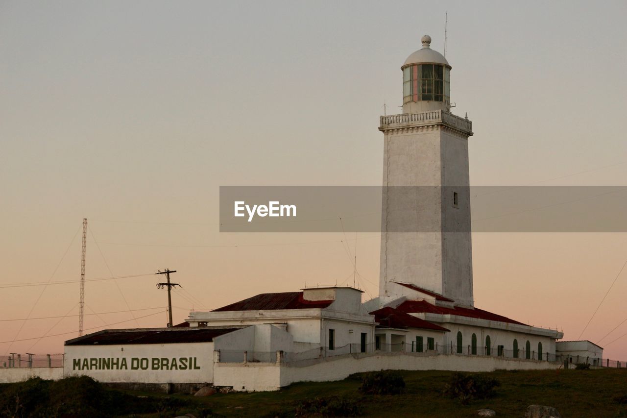 VIEW OF LIGHTHOUSE AGAINST SKY