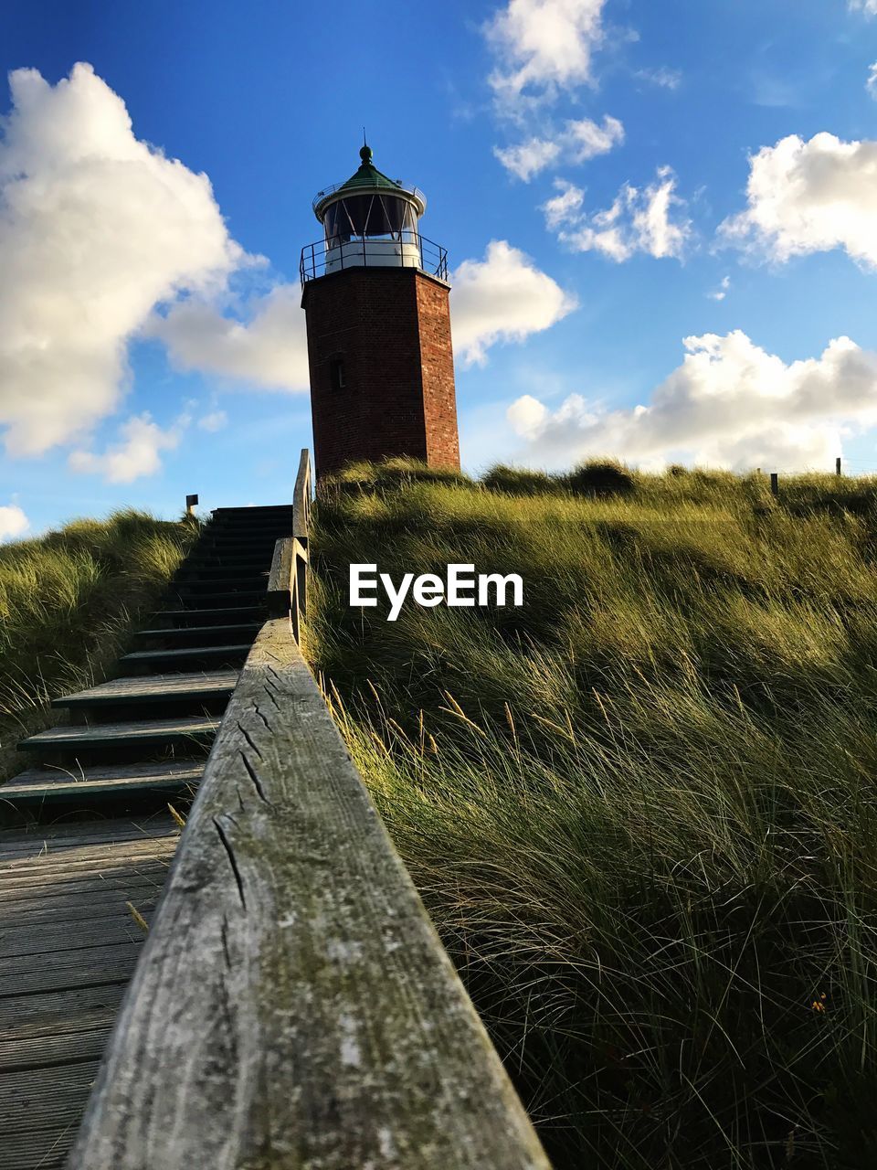 LIGHTHOUSE ON GRASS