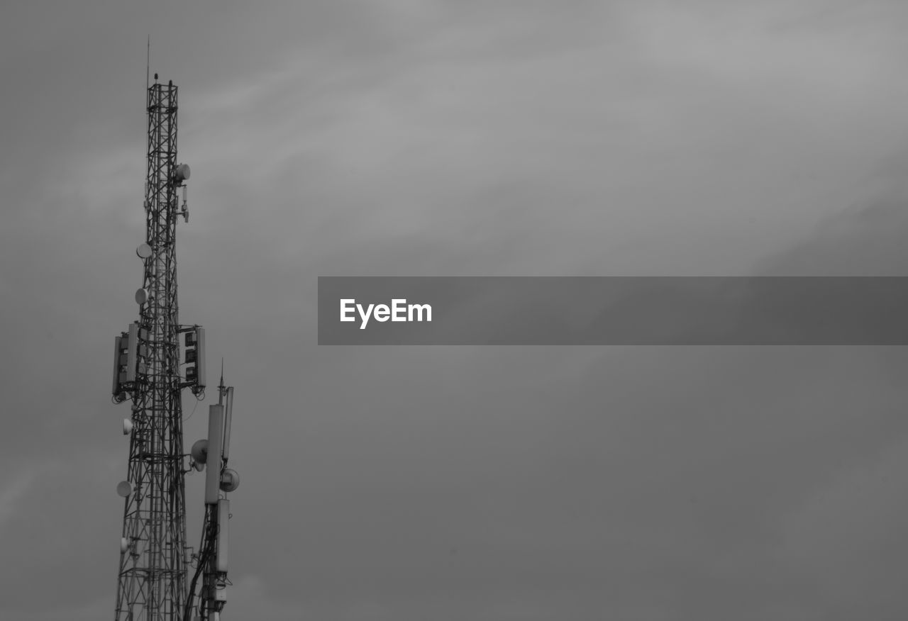LOW ANGLE VIEW OF TOWER AGAINST SKY