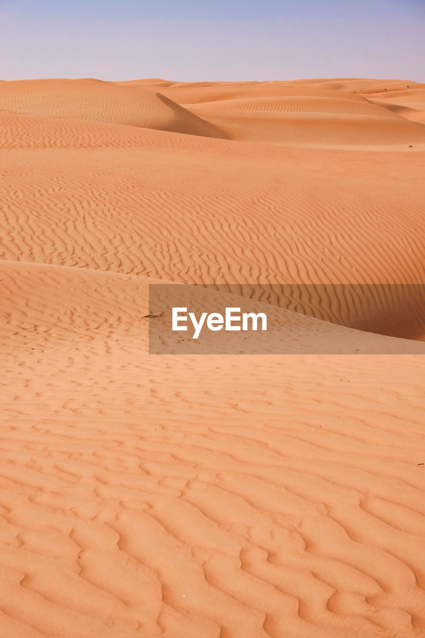 Sand dunes in rub al khali desert