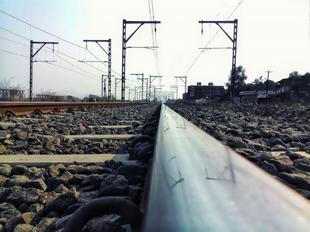 SURFACE LEVEL OF RAILWAY TRACKS