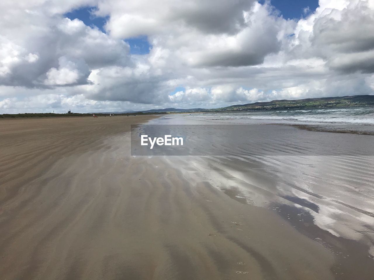 VIEW OF BEACH AGAINST SKY