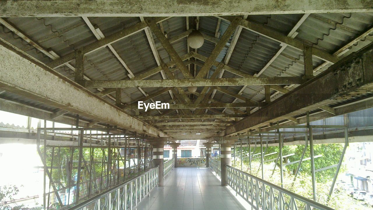 VIEW OF ELEVATED WALKWAY IN BRIDGE