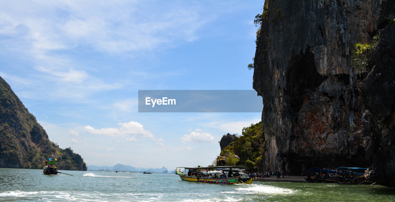 SCENIC VIEW OF SEA AND ROCKS