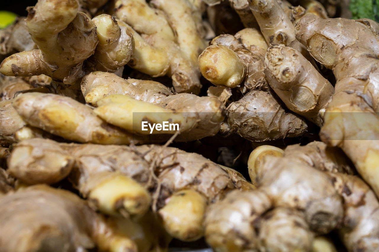 food and drink, food, freshness, produce, market, plant, wellbeing, large group of objects, healthy eating, close-up, no people, abundance, vegetable, retail, still life, for sale, market stall, business, ingredient, selective focus, raw food, root vegetable, seafood, business finance and industry, spice