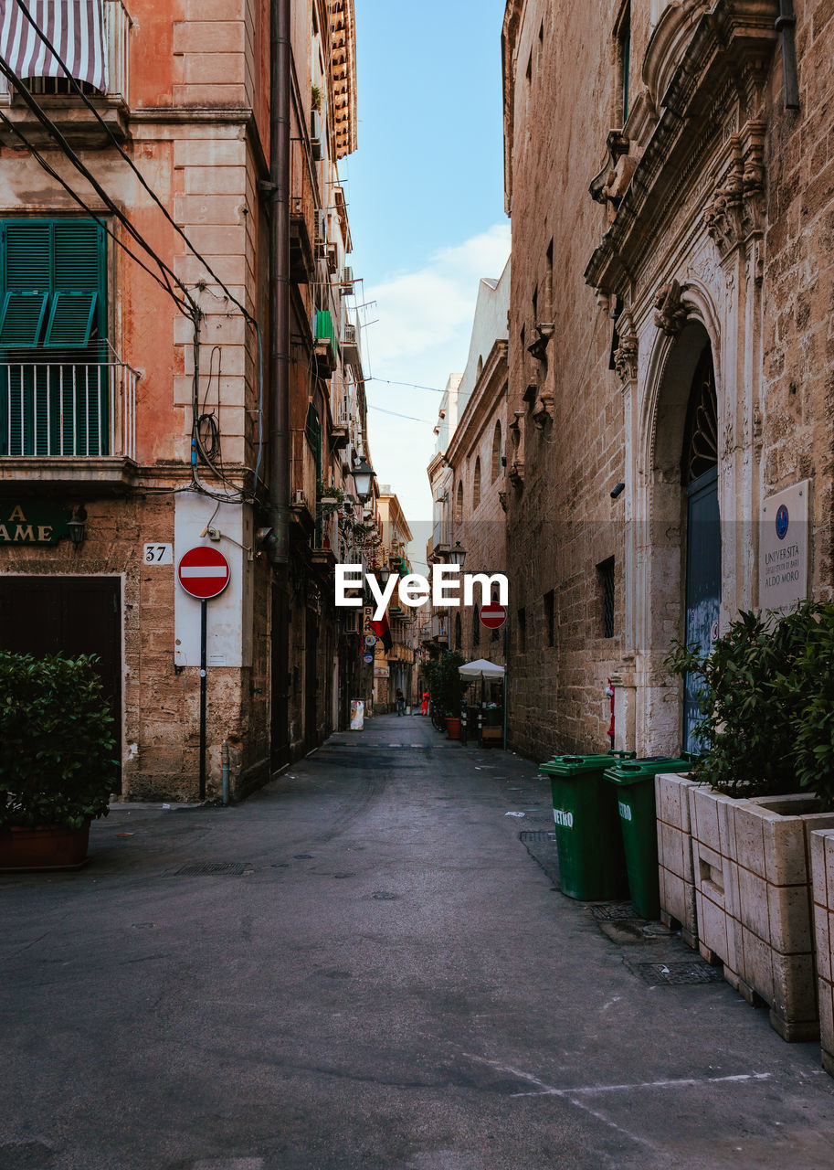 Alley in the old town of taranto