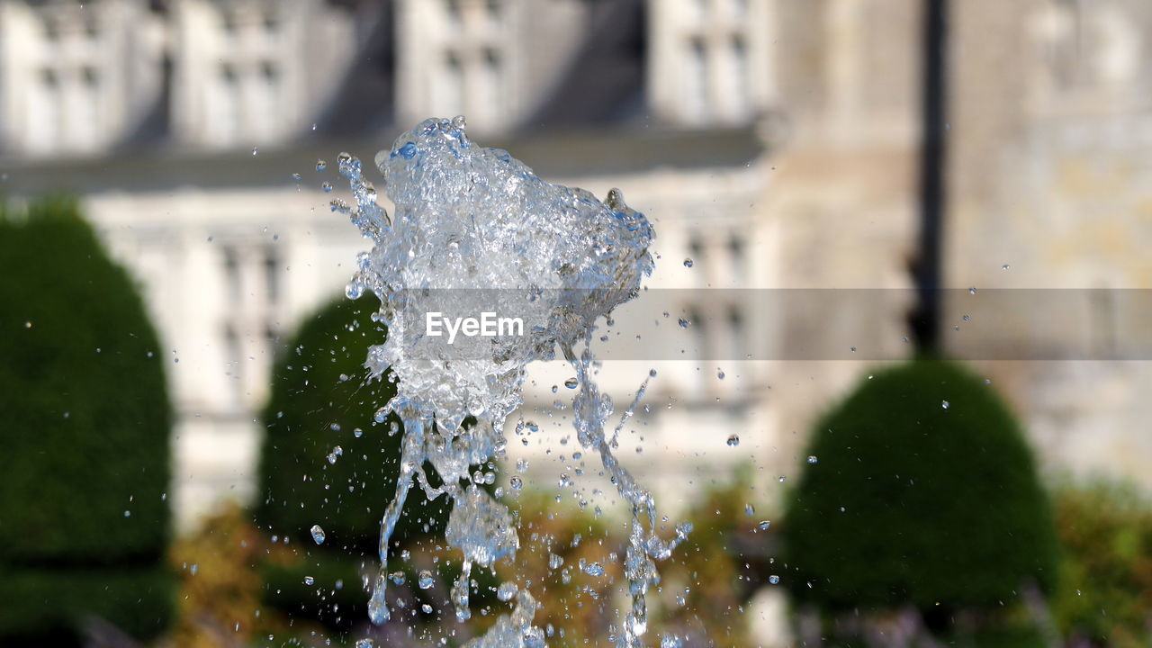 WATER DROPS ON FOUNTAIN