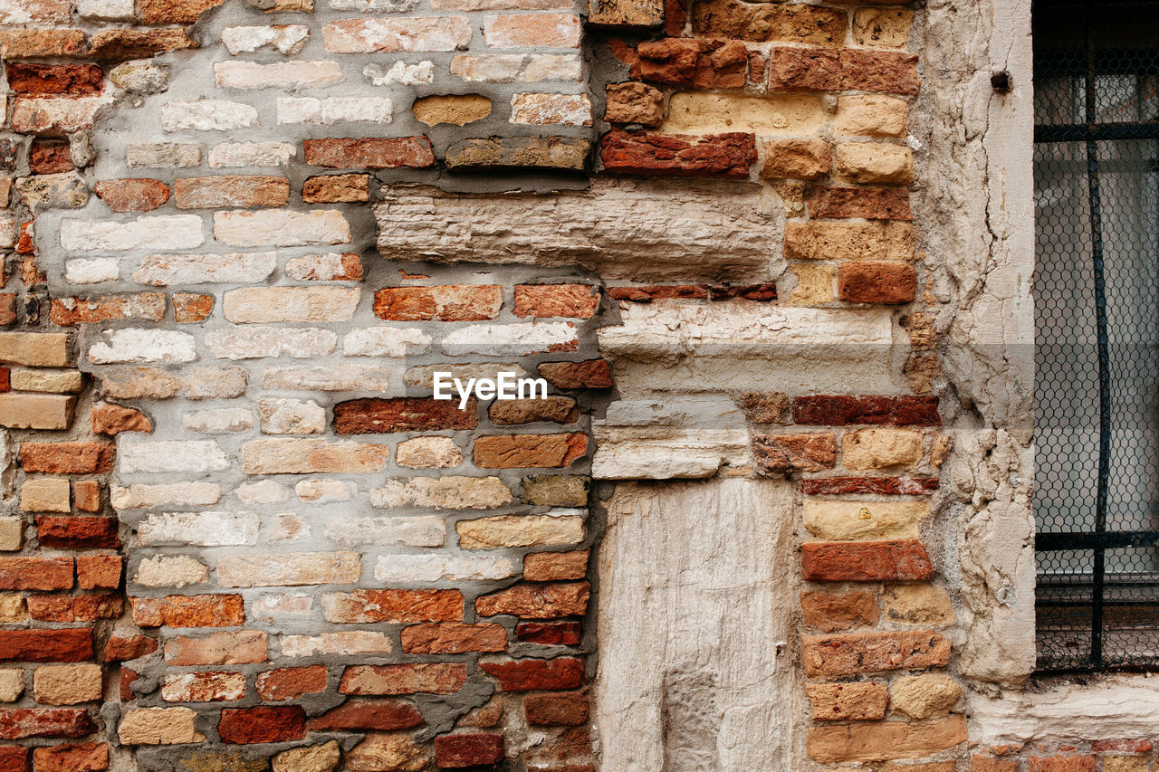 Full frame image of old brick wall