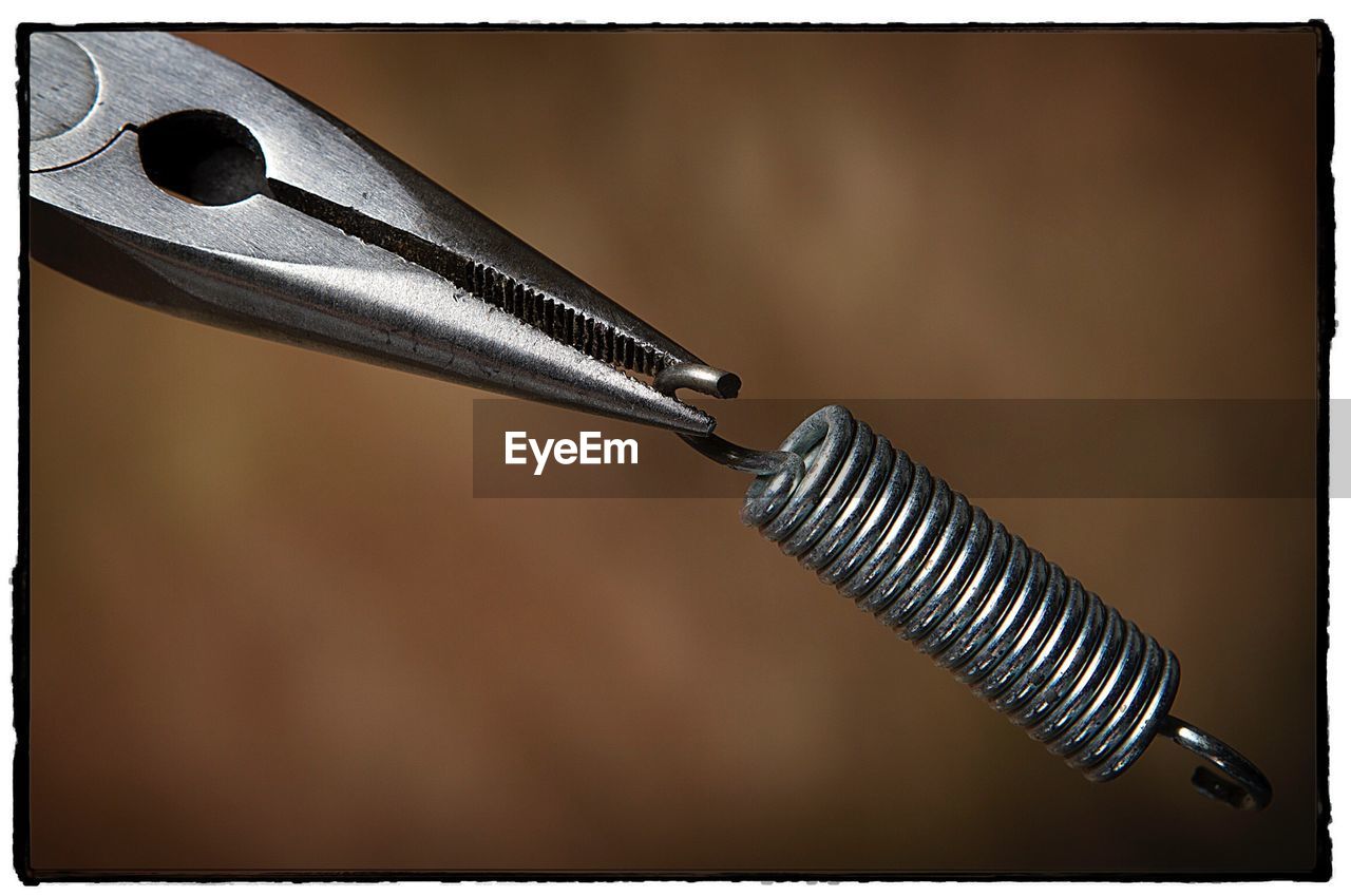 HIGH ANGLE VIEW OF BLACK AND WHITE