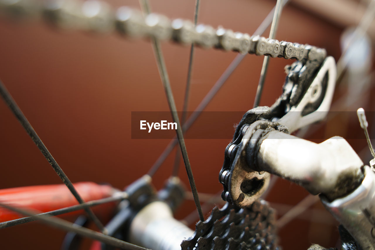 Close-up of bicycle chain 