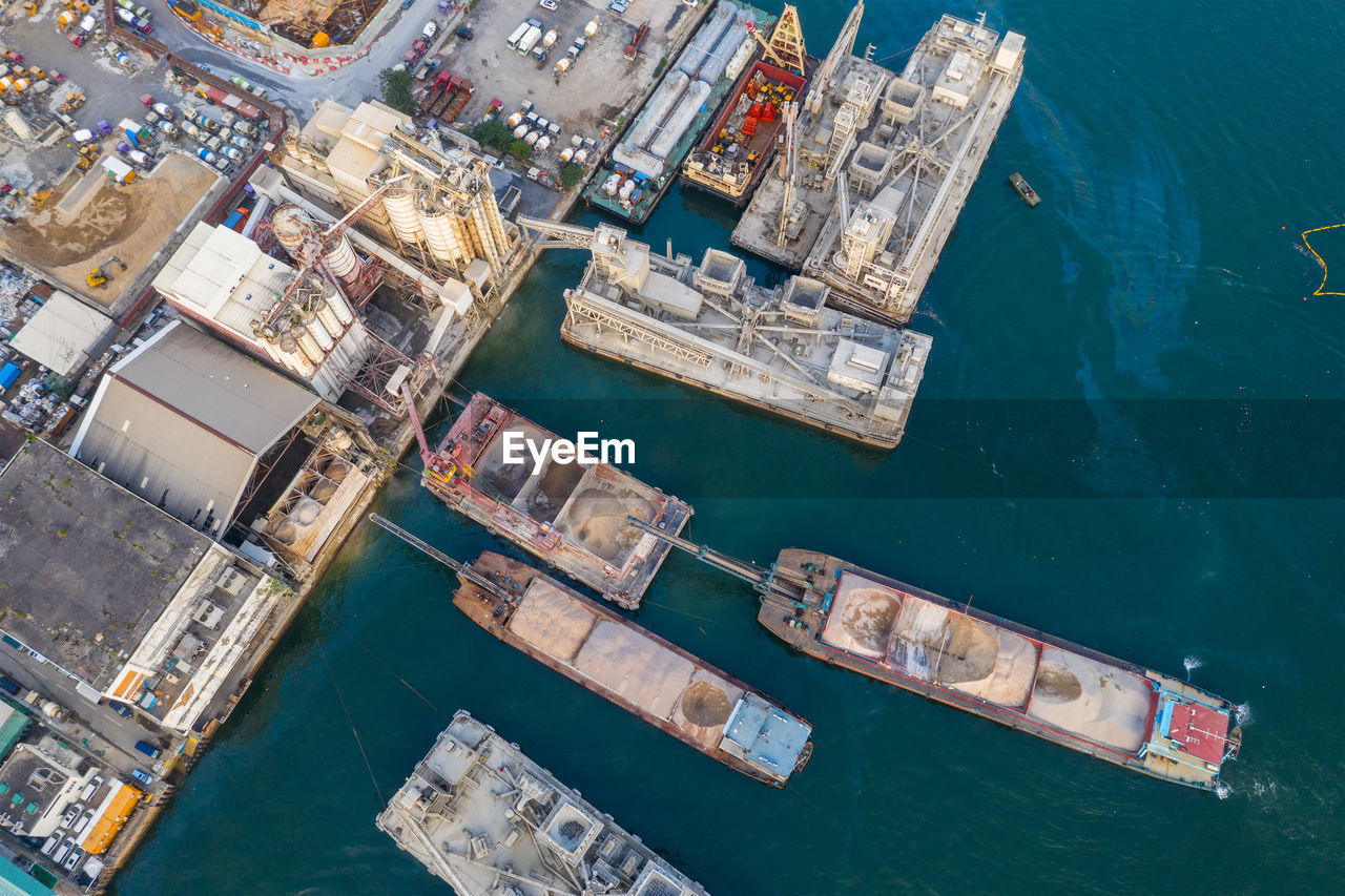 HIGH ANGLE VIEW OF OLD SHIP AT SEASIDE