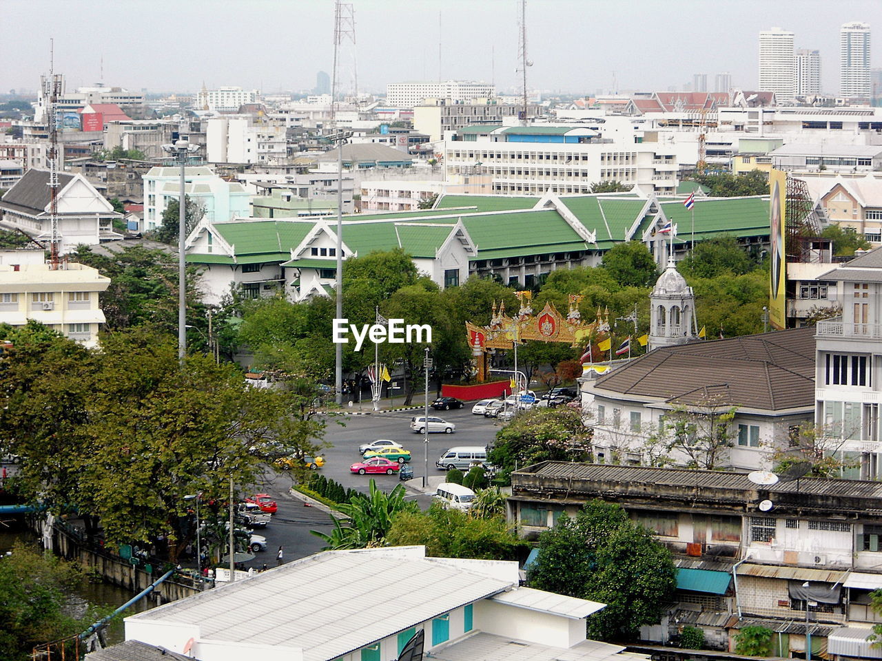 HIGH ANGLE VIEW OF CITY