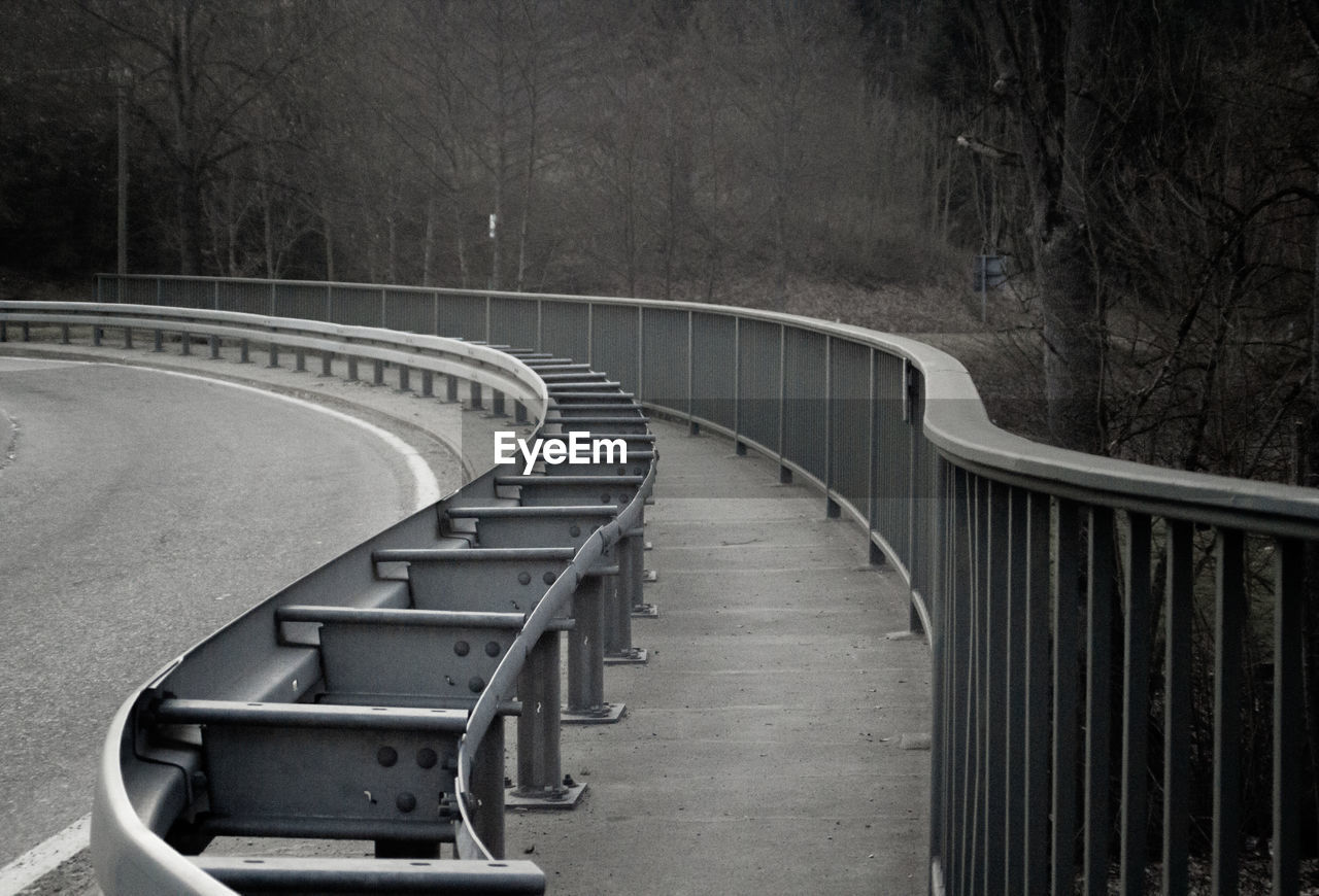 EMPTY SEATS ON BRIDGE