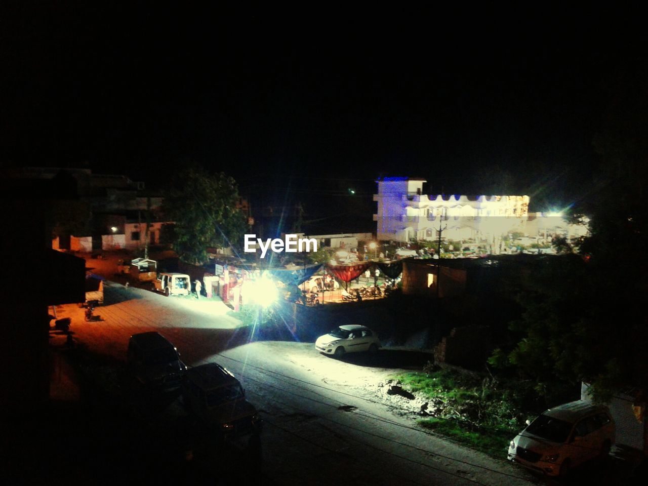 TRAFFIC ON ROAD AT NIGHT