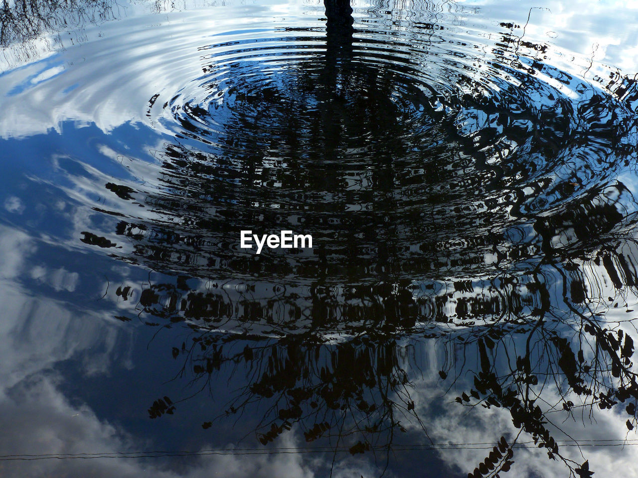 AERIAL VIEW OF RIPPLED WATER