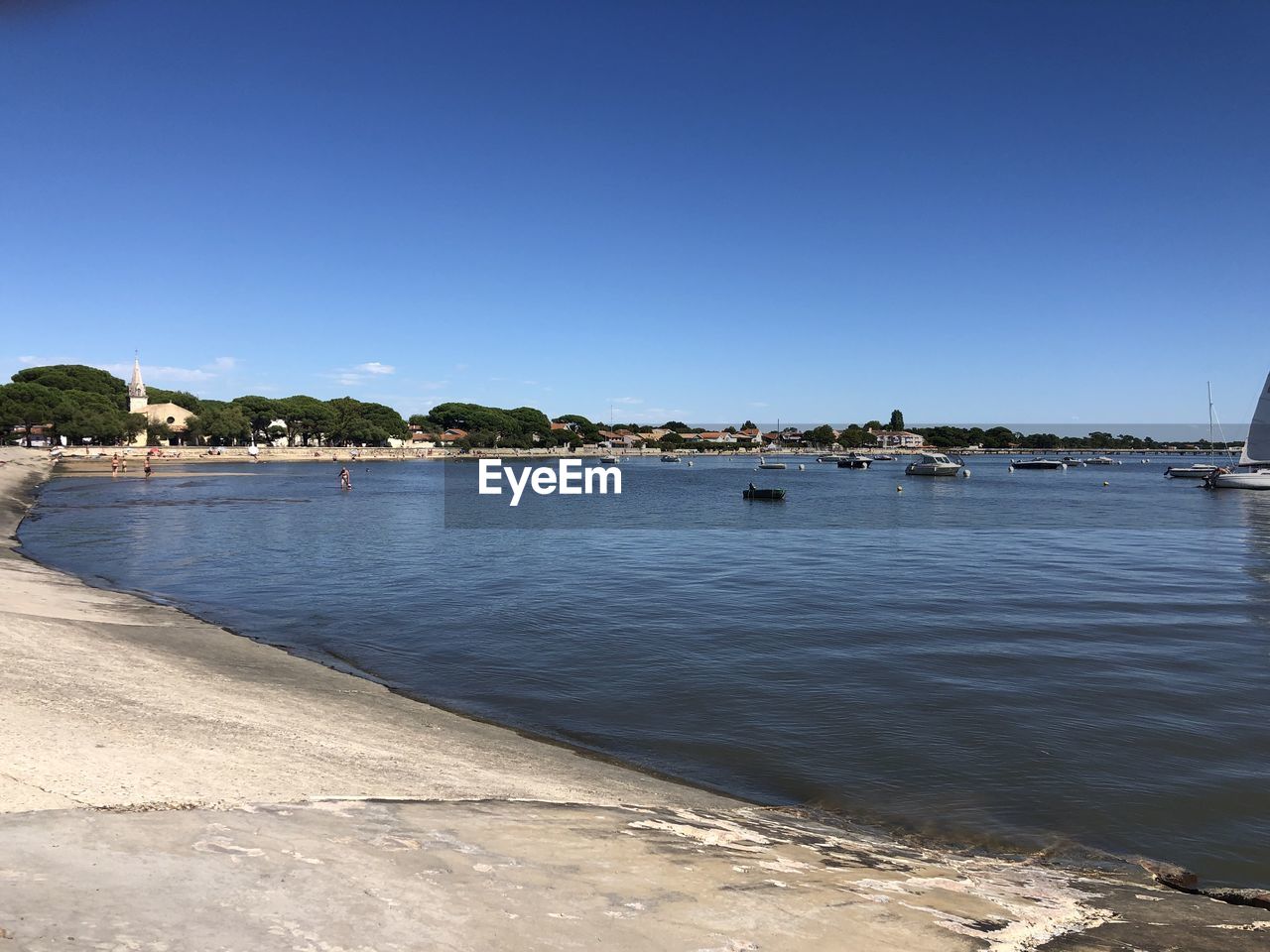 SCENIC VIEW OF BEACH AGAINST CLEAR SKY