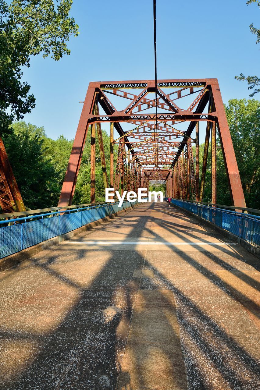 VIEW OF BRIDGE AGAINST CLOUDY SKY