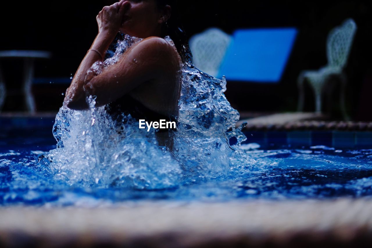 CLOSE-UP OF WATER IN BLUE