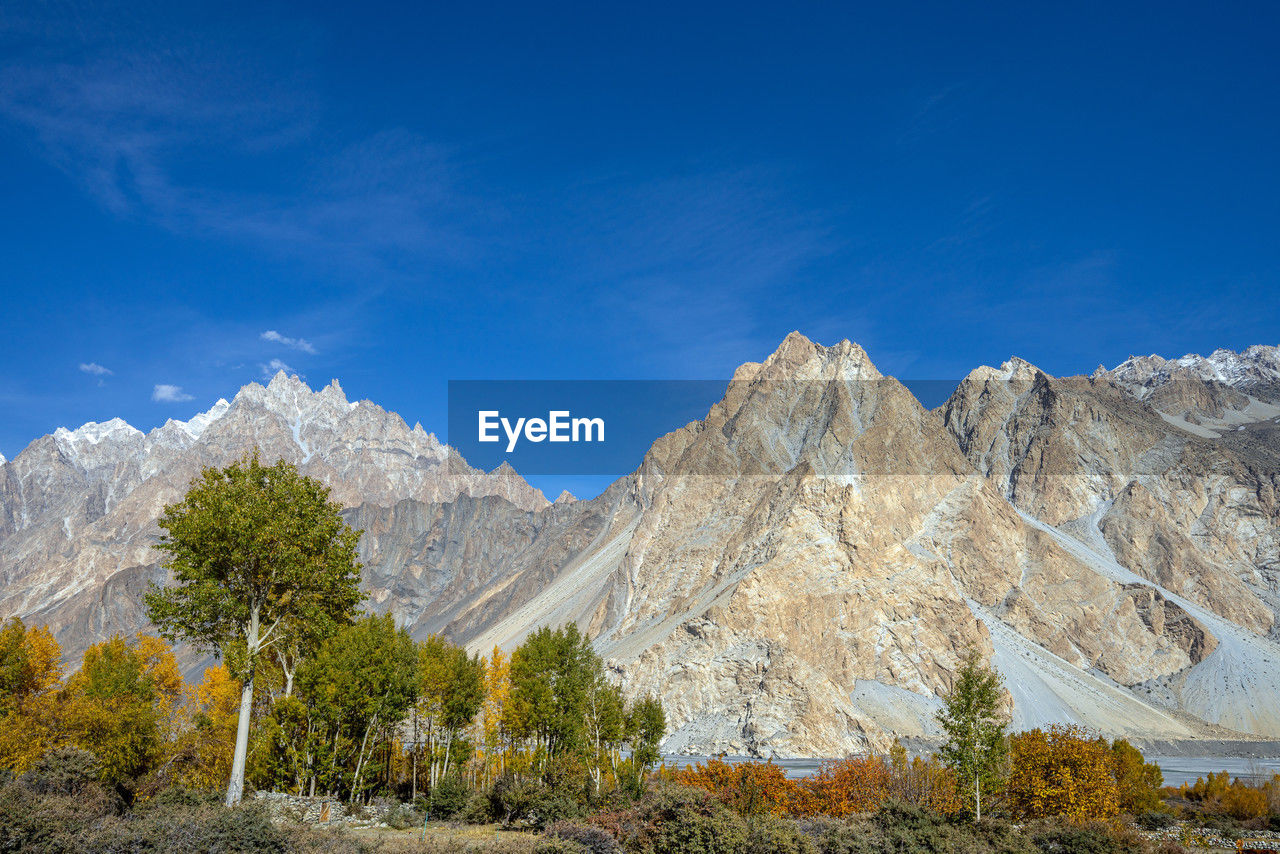 Autumn view of passu cones in the gilgit baltistan region of northern pakistan. 