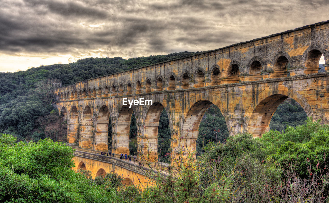 ARCH BRIDGE